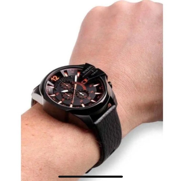 Diesel Men's Mega ChiefChronograph Wrist Watch DZ4291 new with tag